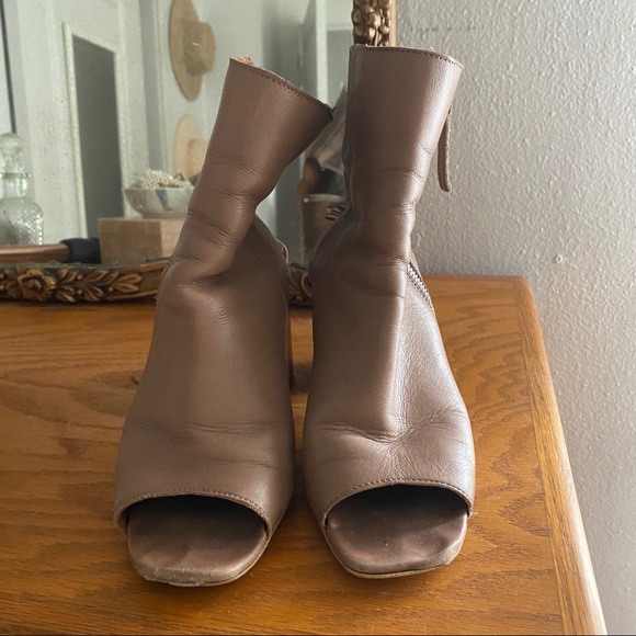 Topshop Peep-toe Booties - Picture 2 of 4